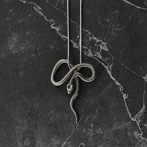 Snake pedant necklace 60cm